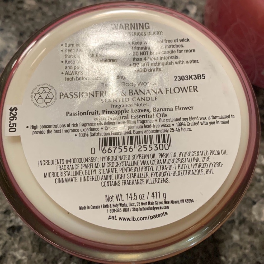 2 x Bath & Body Works Passionfruit Banana Flower 3 wick candles NWT - Picture 3 of 3